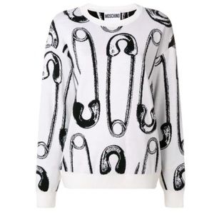 Moschino sweater !